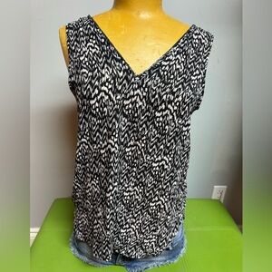 Dynamite Black and White Patterned Camisole